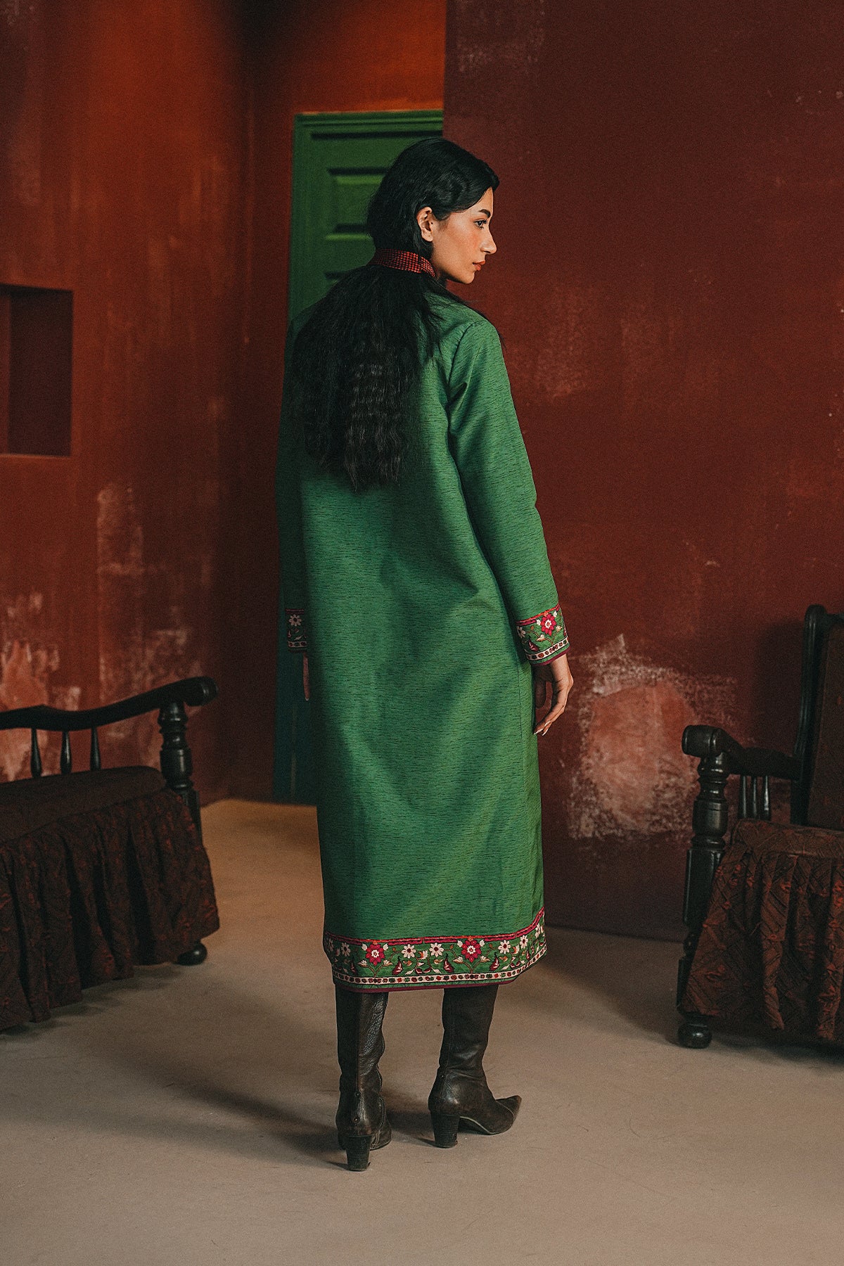 Verdant Border Coat